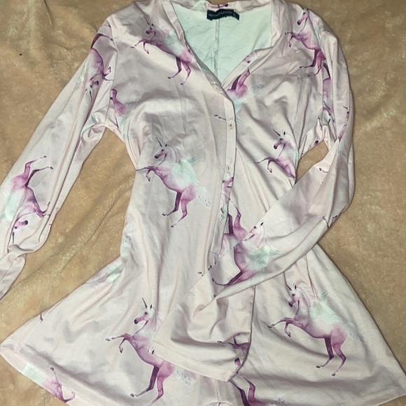PrettyLittleThing Pajama Sets - Picture 5 of 5
